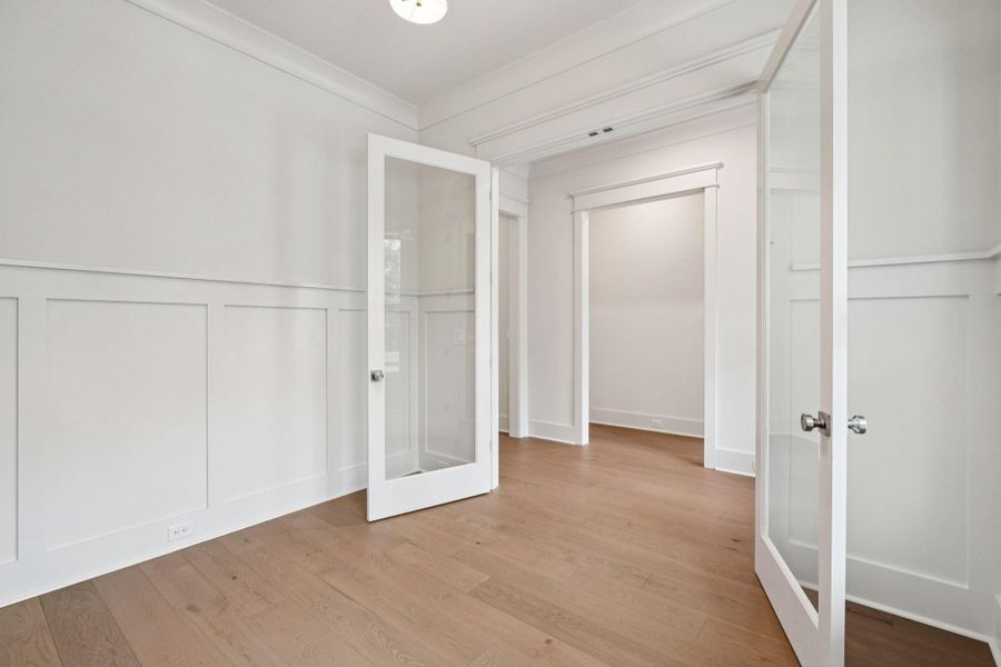 Spacious, unfurnished interior of a new home in , Awendaw (Image 27).