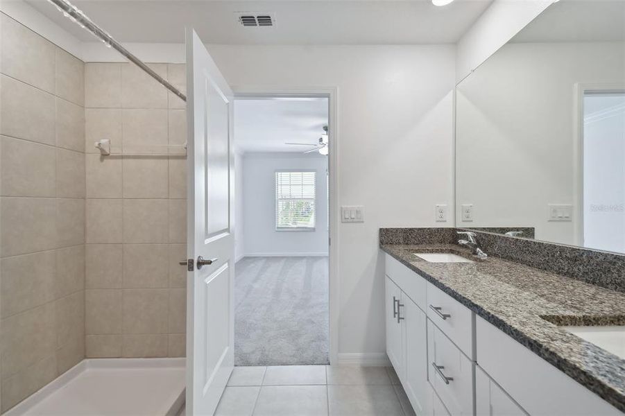 Furnished interior view inside a new home in , Land O' Lakes (Image 16).