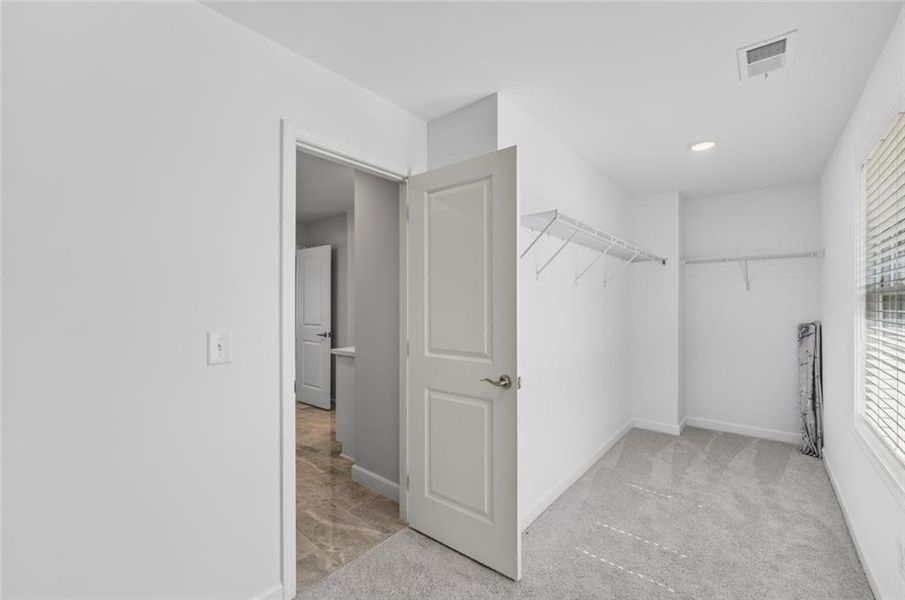 Spacious, unfurnished interior of a new home in Avenbrook, Mableton (Image 22). Spacious, unfurnished interior of a new home in Avenbrook, Mableton (Image 22).