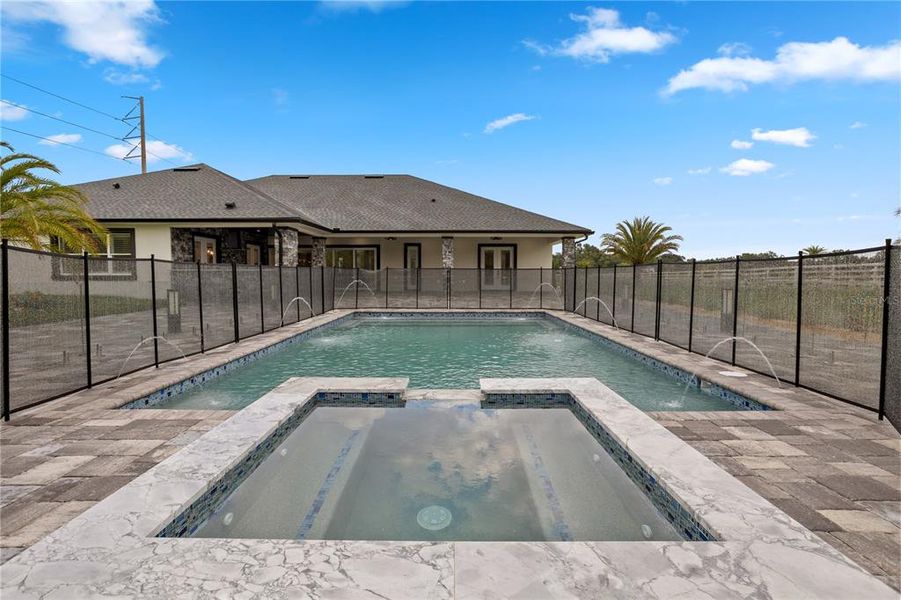 Community amenities in , Eustis (Image 70).