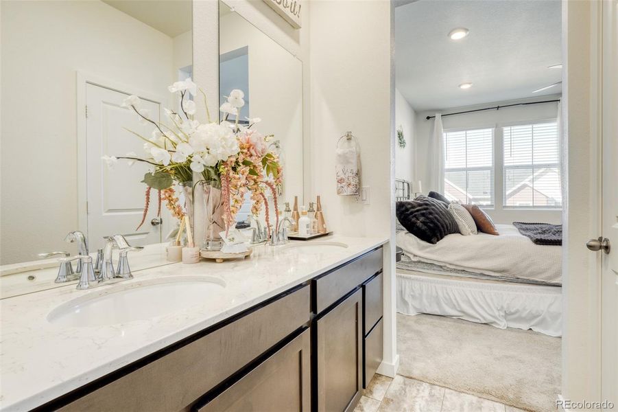 Furnished interior view inside a new home in , Aurora (Image 14).
