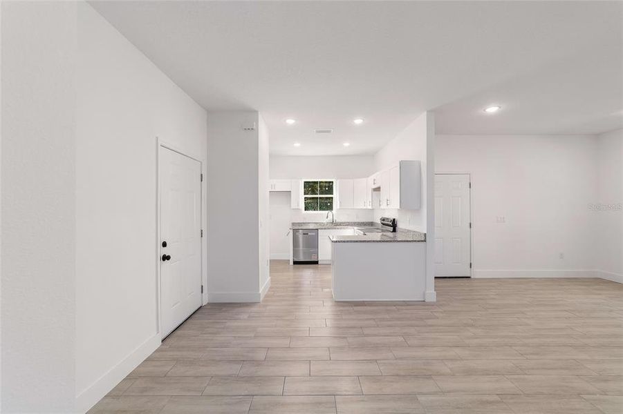 Spacious, unfurnished interior of a new home in , Ocala (Image 23). Spacious, unfurnished interior of a new home in , Ocala (Image 23).