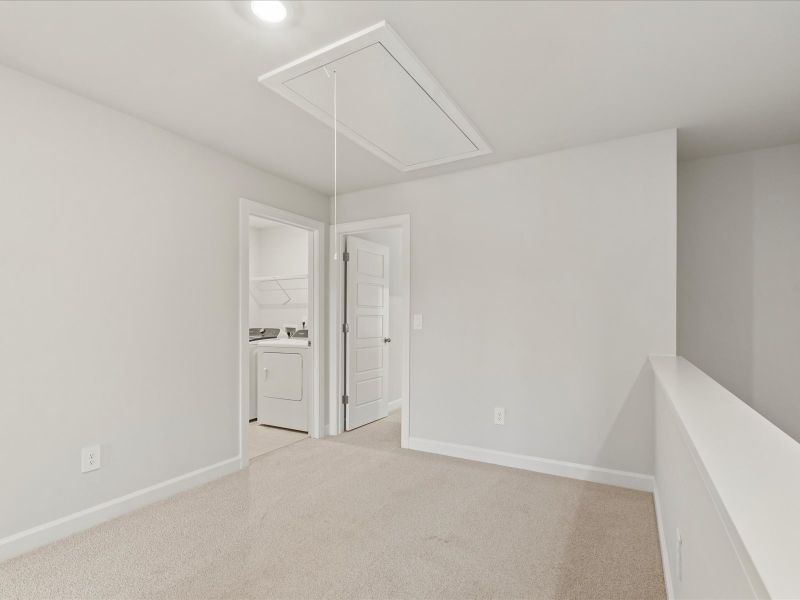 Spacious, unfurnished interior of a new home in Avalon Townes, Lyman (Image 12).