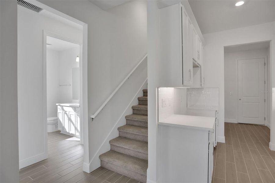 Image 42 of a home in Seaire.