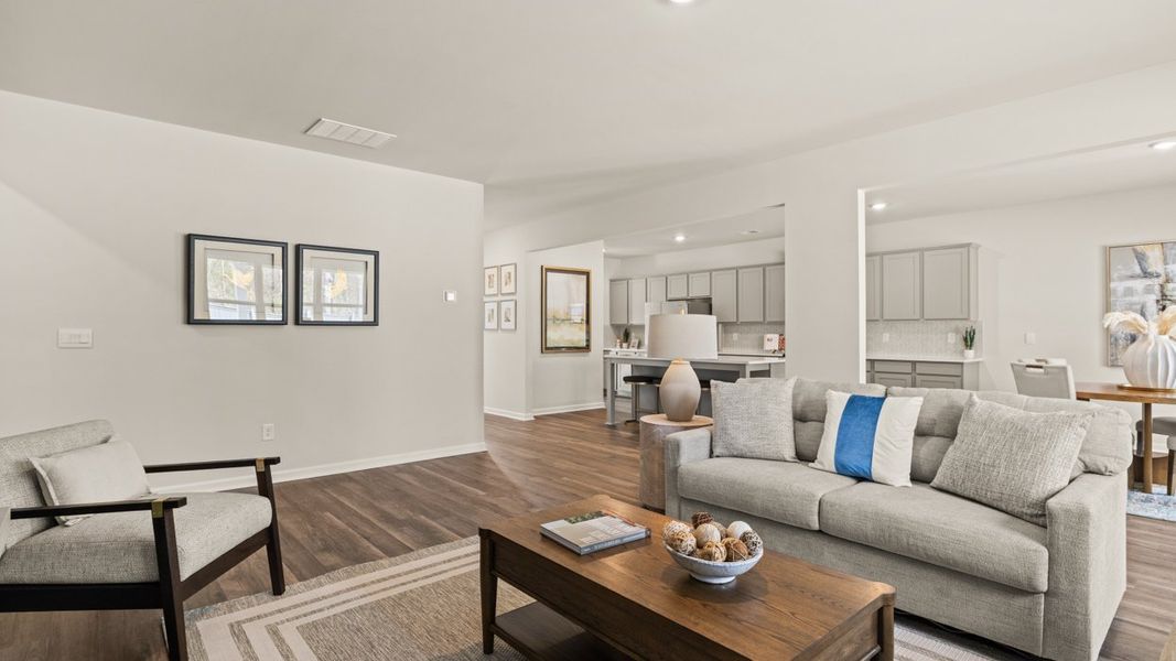 Representative furnished interior of a home built from the Halton by D.R. Horton in Kingston Ranch at Lake Oconee, Buckhead (Image 14).