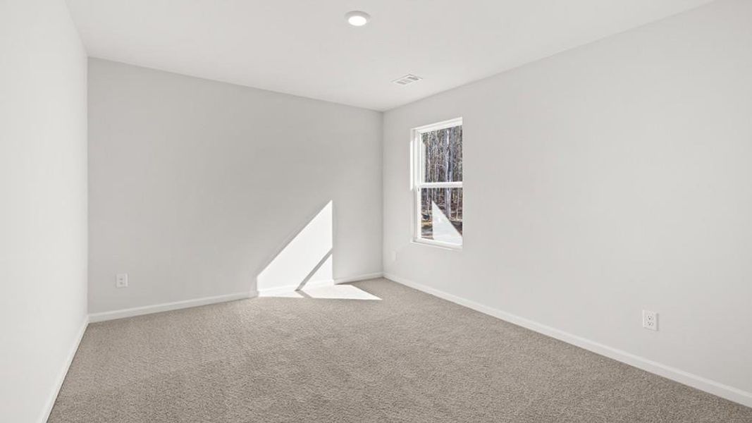 Spacious, unfurnished interior of a new home in Hamptons at Riverwood South, Dallas (Image 35).