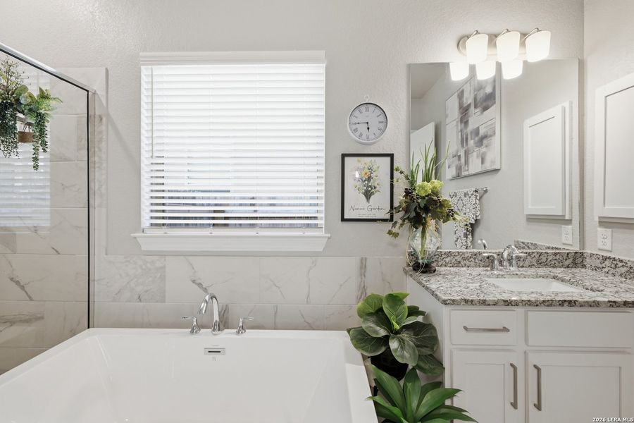 Close-up of interior finishes inside a home in Ventana, Bulverde (Image 20).