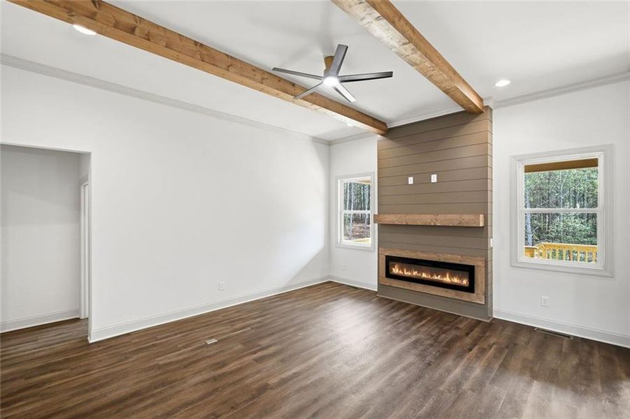 Spacious, unfurnished interior of a new home in , Dawsonville (Image 39).