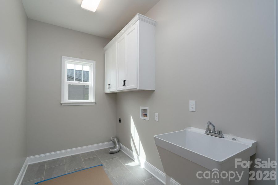 Image 42 of a home in .