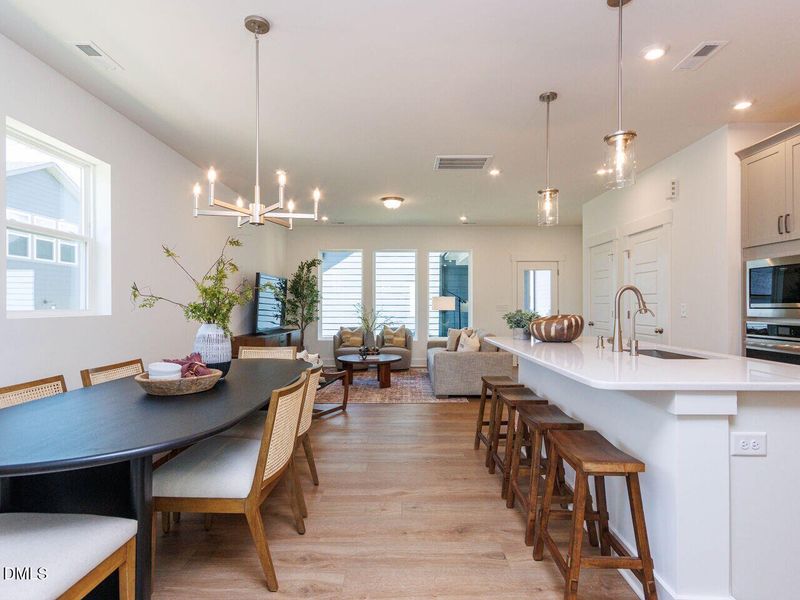 007-1280x960-main-living-space 007-1280x960-main-living-space