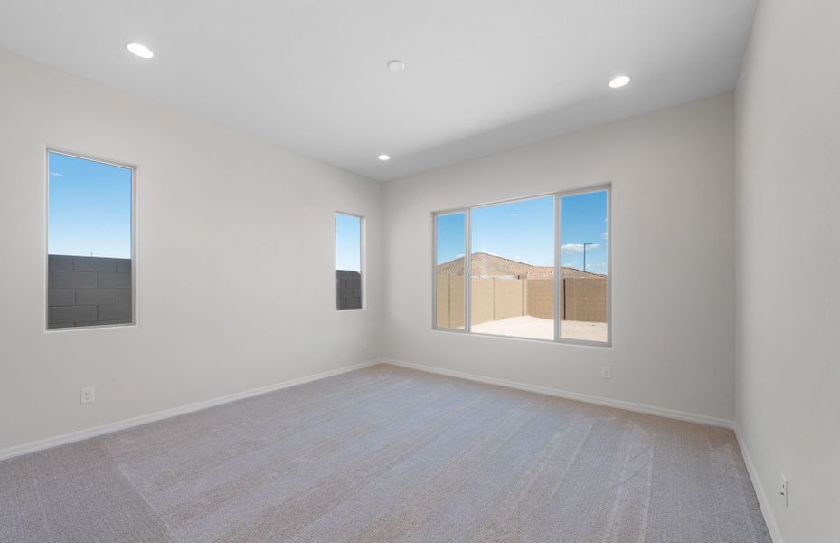 Spacious, unfurnished interior of a new home in Sun City Anthem at Merrill Ranch, Florence (Image 23). Spacious, unfurnished interior of a new home in Sun City Anthem at Merrill Ranch, Florence (Image 23).