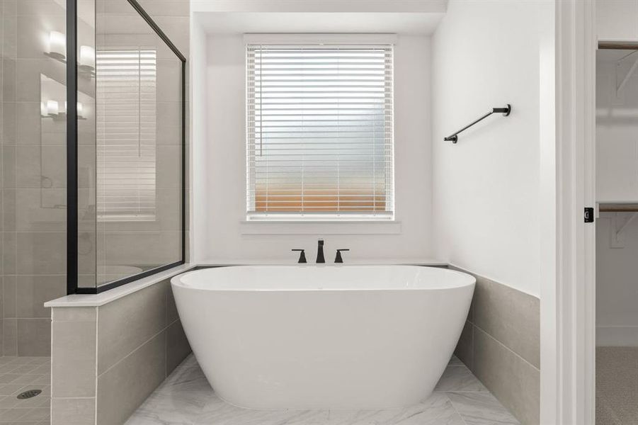 207 Tradd-Primary Suite-6