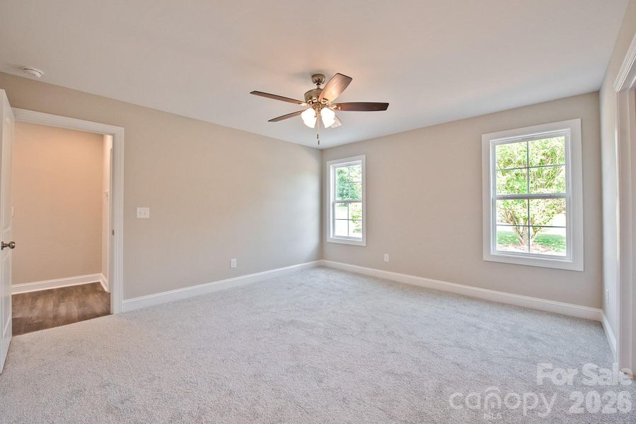 Spacious, unfurnished interior of a new home in , Landis (Image 20).