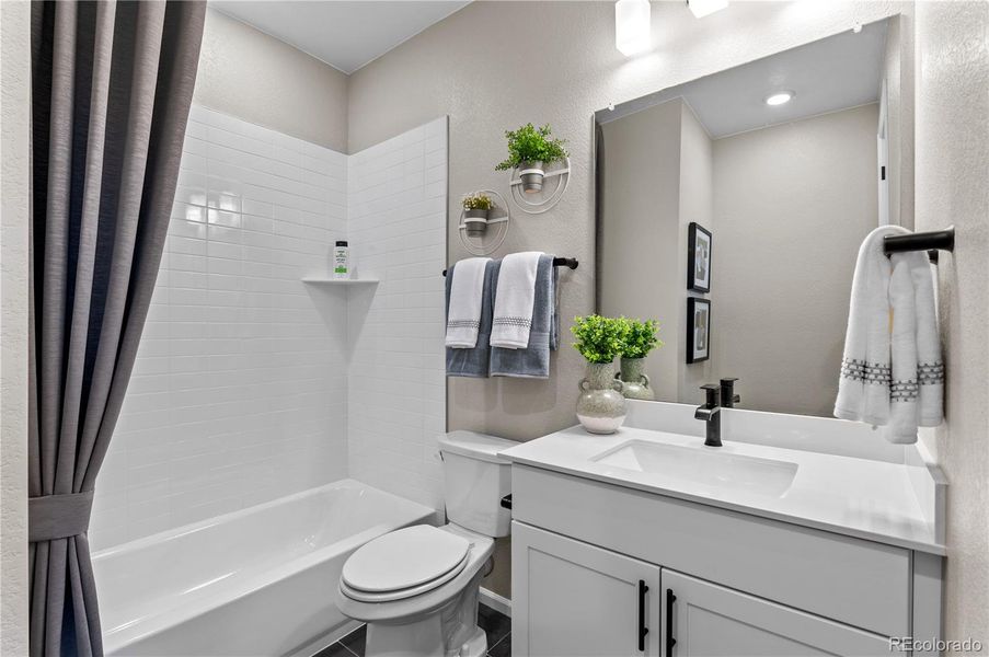 Staged Model not actual unit. Staged Model not actual unit.