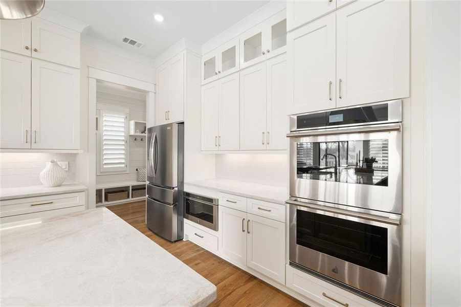 Furnished interior view inside a new home in , Dawsonville (Image 6).