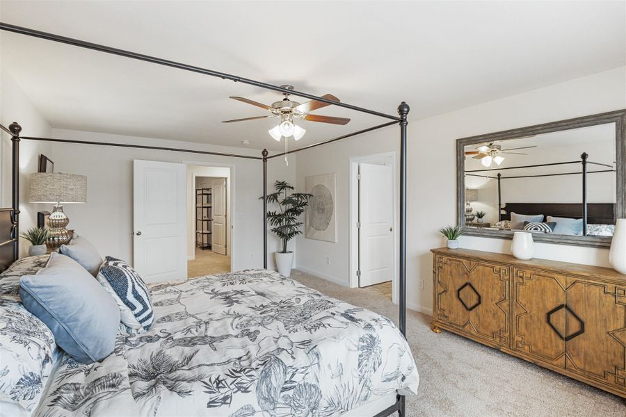 Representative furnished interior of a home built from the Hayden by D.R. Horton in Isabel Estates, Knoxville (Image 14).