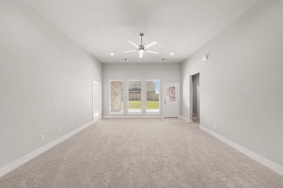 Spacious, unfurnished interior of a new home in Beacon Hill, Waller (Image 6).