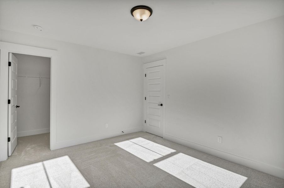 Spacious, unfurnished interior of a new home in Clubside Reserve at Summerlake, Lexington (Image 50).