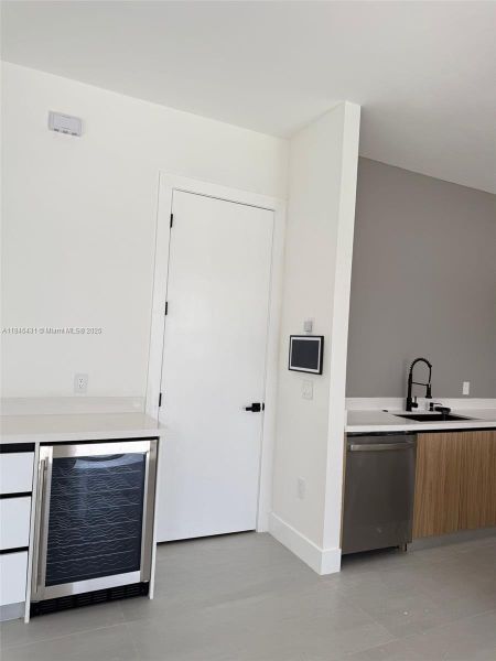 Furnished interior view inside a new home in , Cape Coral (Image 10).