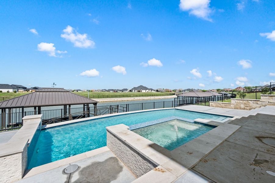 Community amenities in The Resort on Eagle Mt. Lake, Fort Worth (Image 49).