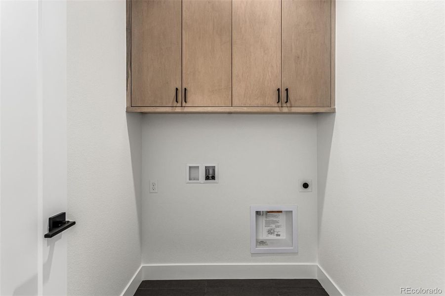 Image 39 of a home in West Grange.