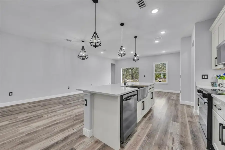 Furnished interior view inside a new home in , Kissimmee (Image 13).