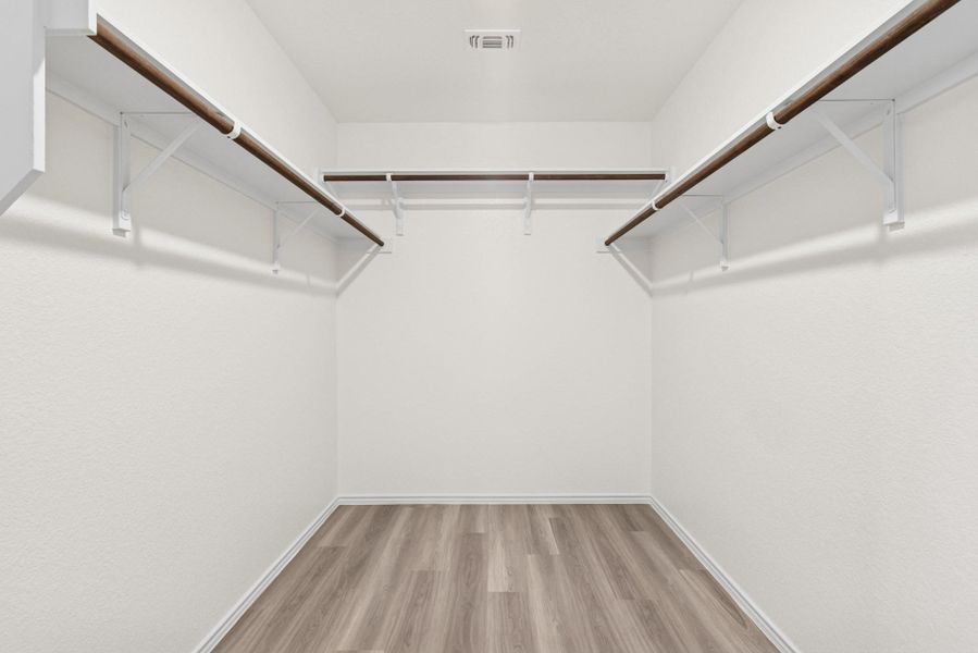 Spacious, unfurnished interior of a new home in Carillon, Manor (Image 16). Spacious, unfurnished interior of a new home in Carillon, Manor (Image 16).