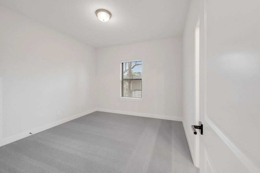 Spacious, unfurnished interior of a new home in ARTAVIA 65' Homesites, Conroe (Image 41).