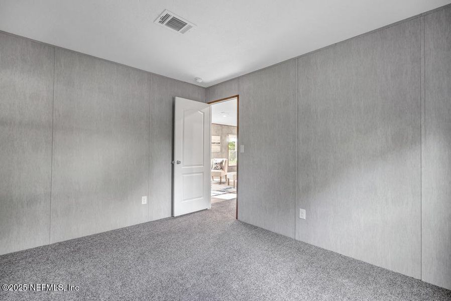 Spacious, unfurnished interior of a new home in , Hastings (Image 31).