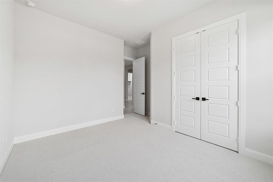 Spacious, unfurnished interior of a new home in Painted Tree - Classic Series, McKinney (Image 28). Spacious, unfurnished interior of a new home in Painted Tree - Classic Series, McKinney (Image 28).