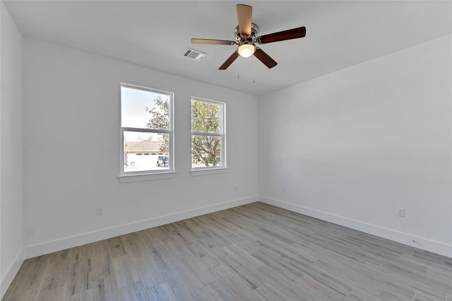 Spacious, unfurnished interior of a new home in , Montgomery (Image 15).