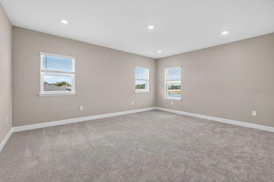 Spacious, unfurnished interior of a new home in Firethorn, Parrish (Image 25).