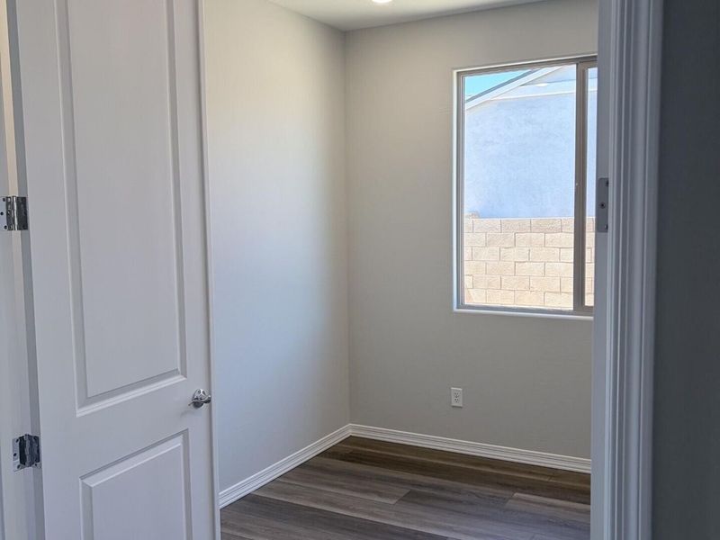Spacious, unfurnished interior of a new home in North Ridge at Pronghorn Ranch, Prescott Valley (Image 10). Spacious, unfurnished interior of a new home in North Ridge at Pronghorn Ranch, Prescott Valley (Image 10).