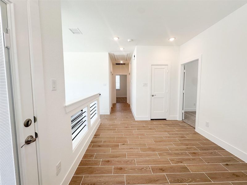Spacious, unfurnished interior of a new home in Sienna, Missouri City (Image 18). Spacious, unfurnished interior of a new home in Sienna, Missouri City (Image 18).