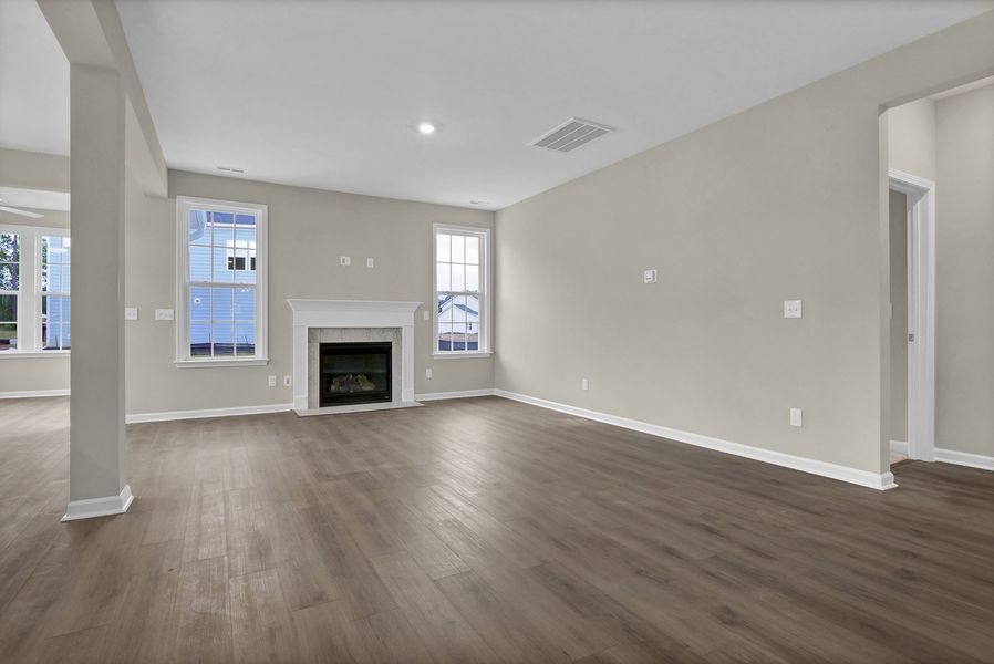Spacious, unfurnished interior of a new home in Grand Park, Leland (Image 14).