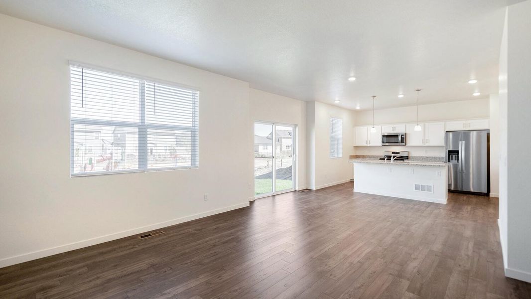 Spacious, unfurnished interior of a new home in Westgate, Greeley (Image 13).