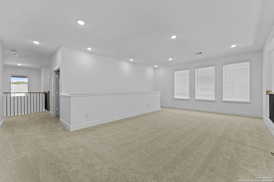 Spacious, unfurnished interior of a new home in Gatehouse: Classic Collection, New Braunfels (Image 33).