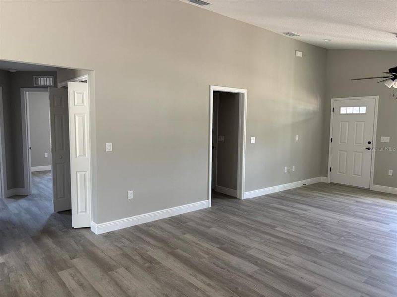 Spacious, unfurnished interior of a new home in , Dunnellon (Image 12). Spacious, unfurnished interior of a new home in , Dunnellon (Image 12).