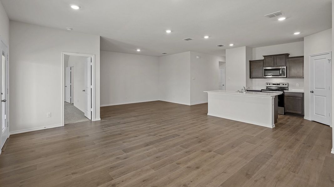 Spacious, unfurnished interior of a new home in Riverfield, Josephine (Image 27). Spacious, unfurnished interior of a new home in Riverfield, Josephine (Image 27).