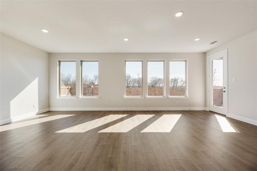 Spacious, unfurnished interior of a new home in Villages of Hurricane Creek, Anna (Image 23). Spacious, unfurnished interior of a new home in Villages of Hurricane Creek, Anna (Image 23).