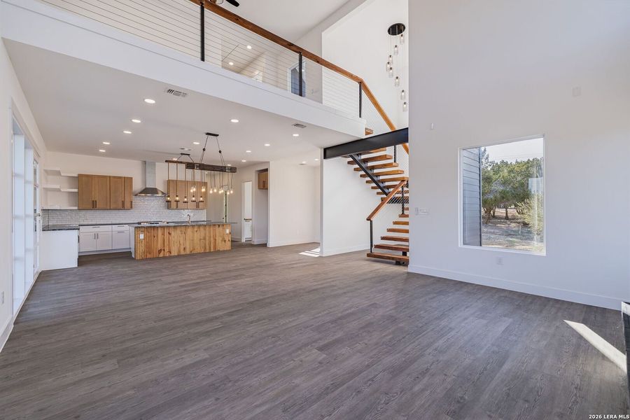 Spacious, unfurnished interior of a new home in , Fischer (Image 24).