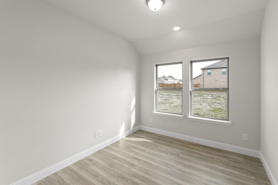 Spacious, unfurnished interior of a new home in Timberbrook, Justin (Image 18). Spacious, unfurnished interior of a new home in Timberbrook, Justin (Image 18).