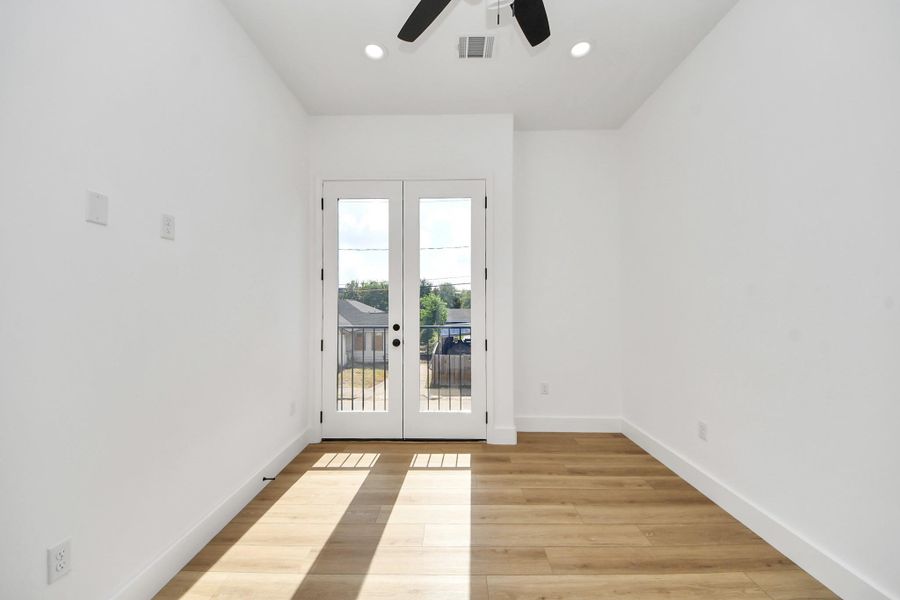 Spacious, unfurnished interior of a new home in , Houston (Image 5). Spacious, unfurnished interior of a new home in , Houston (Image 5).