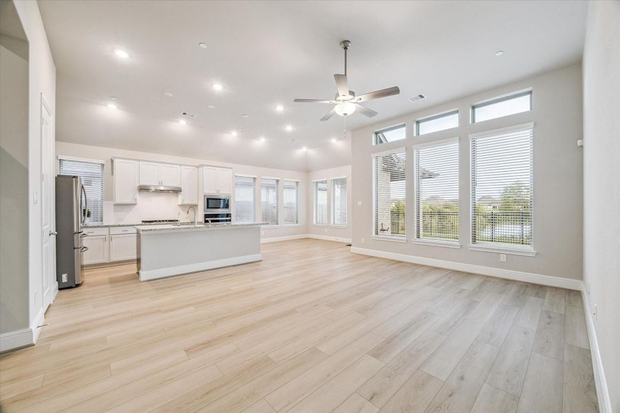 Spacious, unfurnished interior of a new home in Edgewater, Webster (Image 12). Spacious, unfurnished interior of a new home in Edgewater, Webster (Image 12).