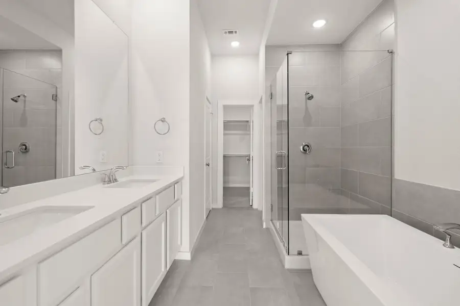 Furnished interior view inside a new home in , Fulshear (Image 10).