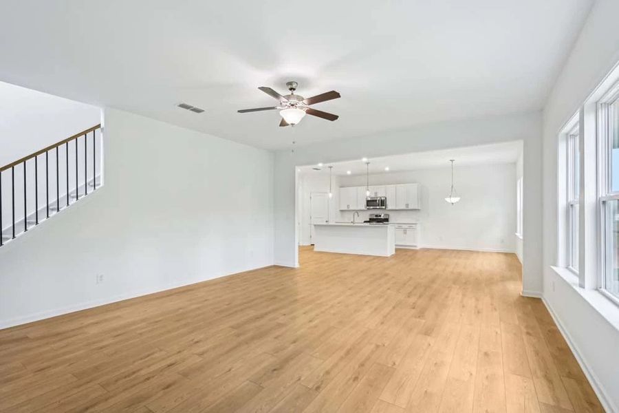 Sample Photo: Family Room