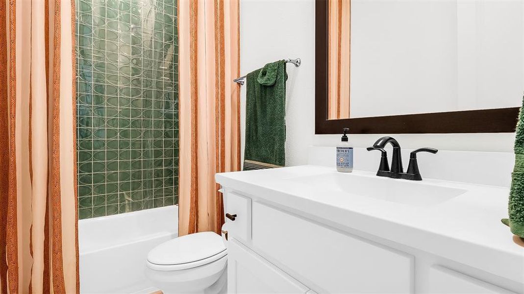 Image 27 of a home in Bel Air Village.