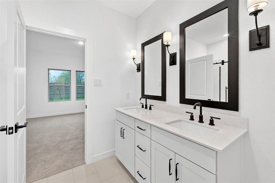 Furnished interior view inside a new home in Caldwell Lakes, Dallas (Image 5).
