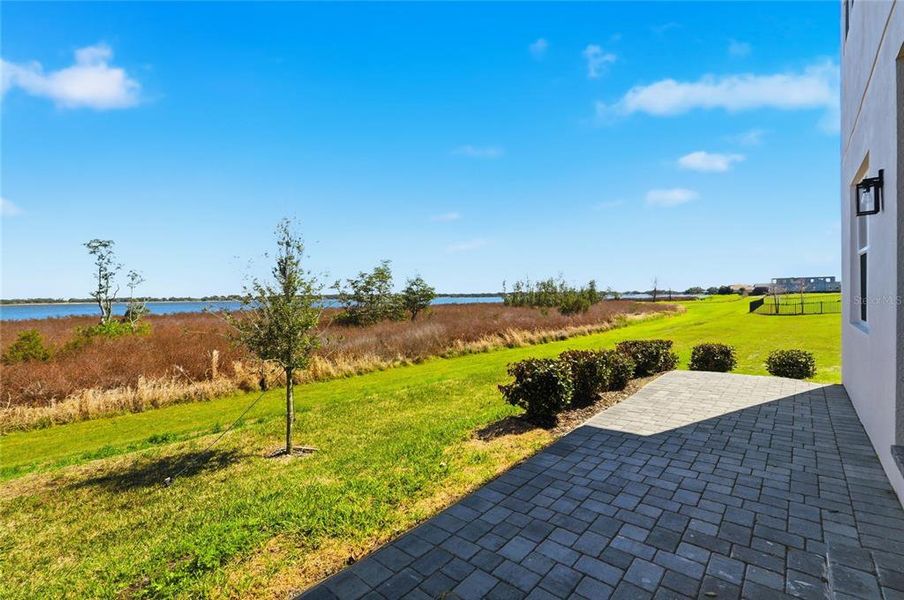 Exterior details and patio area of a home in , Lake Alfred (Image 3). Exterior details and patio area of a home in , Lake Alfred (Image 3).