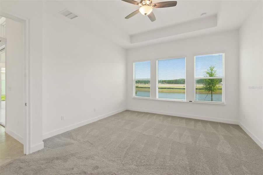 Master Bedroom Suite w/Lake Views